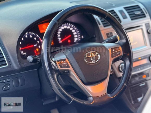 BOZKURT*2012 TOYOTA AVANSİS ELEGANT EXTRA 225.KM 1 P BOYALI