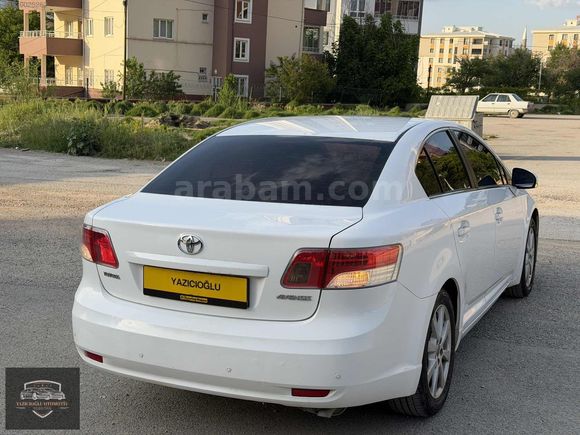 YAZICIOĞLUN'dan HATASIZ BOYASIZ AVENSİS