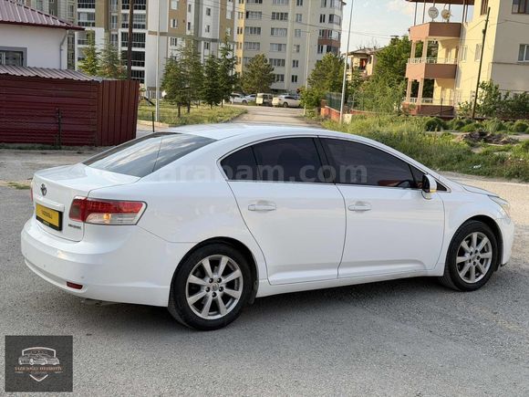 YAZICIOĞLUN'dan HATASIZ BOYASIZ AVENSİS
