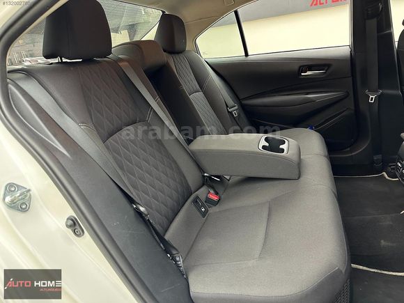 2021 COROLLA HYBRİD"77.000 KM"DEĞİŞENSİZ %20KDV 36 AY TAKSİT