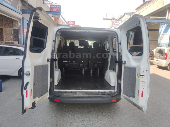SAHİBİNDEN 2017 MODEL FORD TRANSİT CUSTOM - 5+1 CAMLI VAN