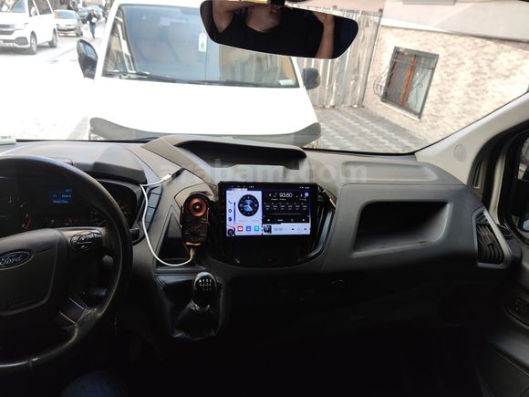 SAHİBİNDEN 2017 MODEL FORD TRANSİT CUSTOM - 5+1 CAMLI VAN