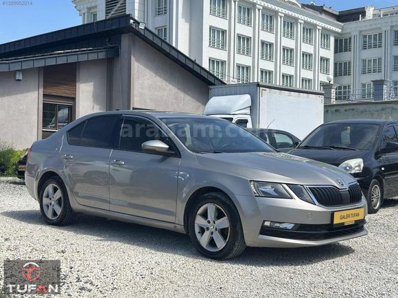 2019 MODEL SKODA OCTAVİA DİZEL+OTOMATİK 267.000 KM'DE