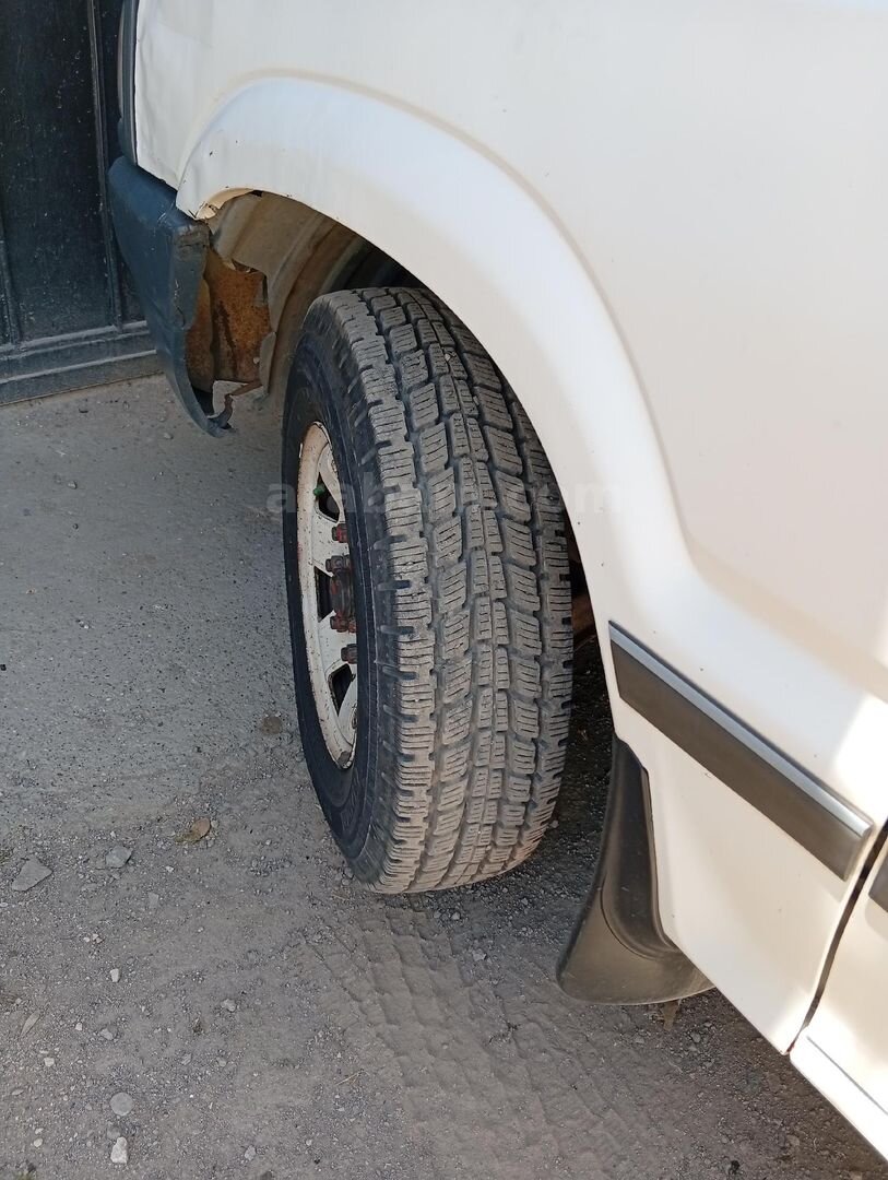 200 bin peşin k.kartına 100 bin3.4 taksit vade farksız 7