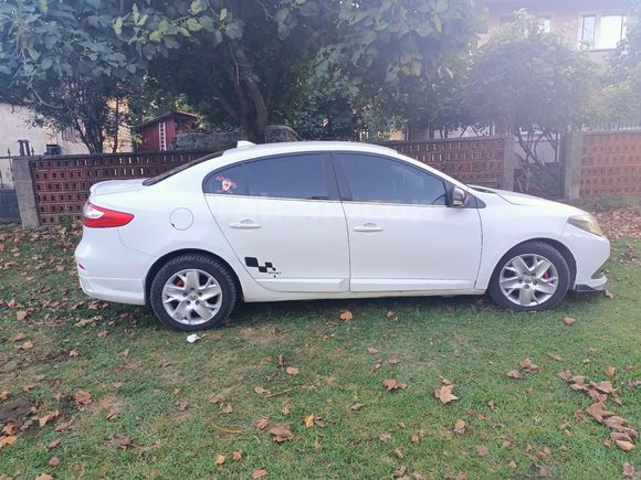 Sahibinden Renault Fluence 1.5 dCi Touch 2014 Model  280.000 km Beyaz