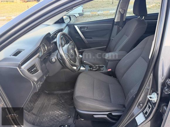 SAMİOĞULLARINDAN 2016 MD TOYOTA COROLLA DİZEL OTOMATİK ADVANCE