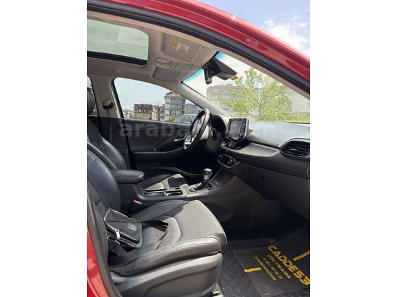 Sahibinden Hyundai i30 1.6 CRDi Elite Plus 2017 Model 