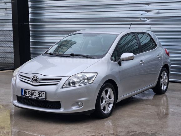 2012 TOYOTA AURİS 1.4 DİZEL OTOMATİK COMFORT EXTRA
