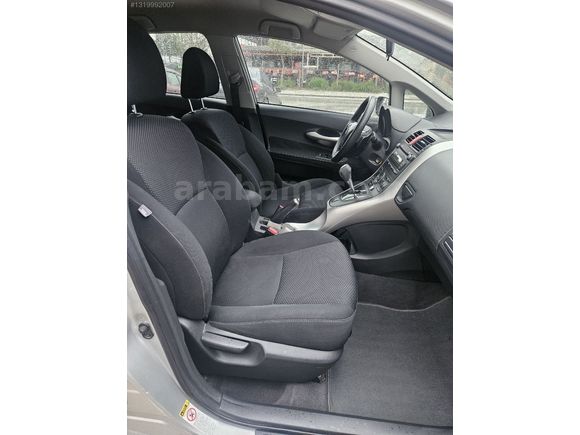 2012 TOYOTA AURİS 1.4 DİZEL OTOMATİK COMFORT EXTRA