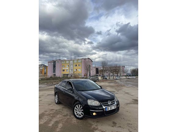 Hatasız Boyasız Değişensiz Volkswagen Jetta 1.4 TSi Comfortline 2010 Model 