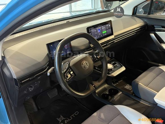 | UNIQ AUTO |2023 MG4 LUXURY CARPLAY BOYASIZ