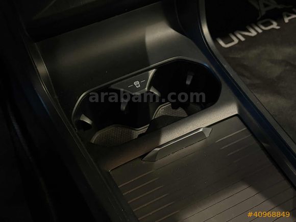 | UNIQ AUTO |2023 MG4 LUXURY CARPLAY BOYASIZ