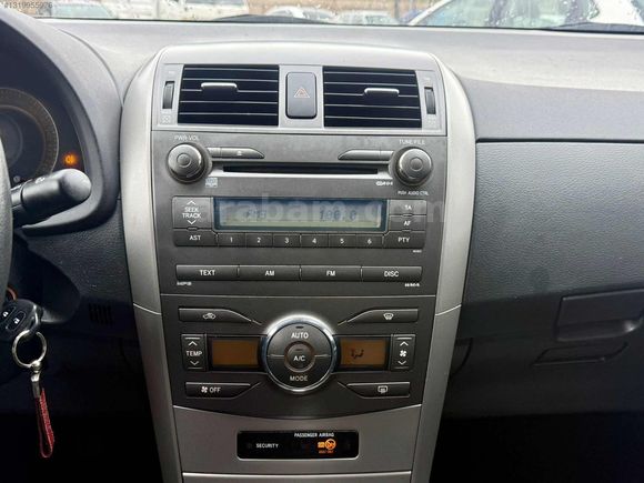 ROYAL AUTO'dan EMSALSİZ COROLLA 1.4 D-4D DIZEL ELEGANT 123km