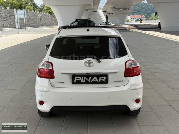 TOYOTA AURİS 1.6 ELEGANT SUNROOF DERİ KOLTUK ISITMA FULL