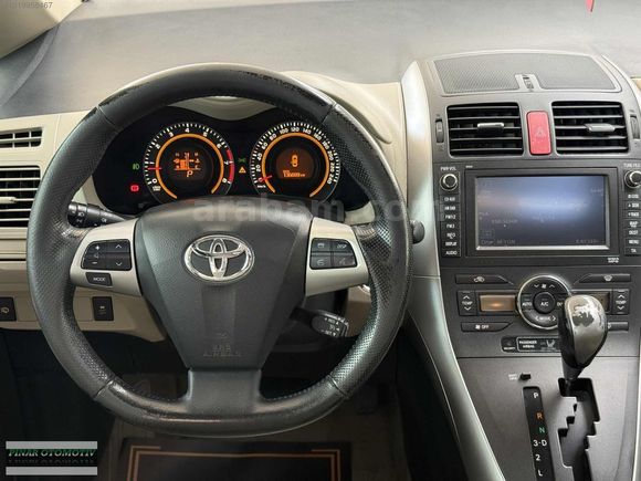 TOYOTA AURİS 1.6 ELEGANT SUNROOF DERİ KOLTUK ISITMA FULL
