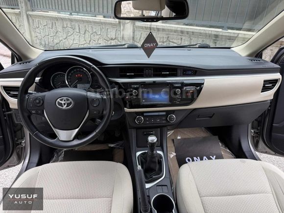 EMSALSİZ TEMİZLİKTE İLK EL 2015 COROLLA 1.6 ADVANCE 175.000KM