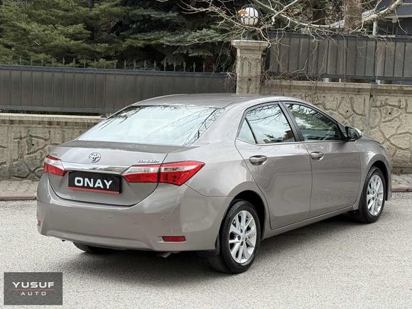 EMSALSİZ TEMİZLİKTE İLK EL 2015 COROLLA 1.6 ADVANCE 175.000KM