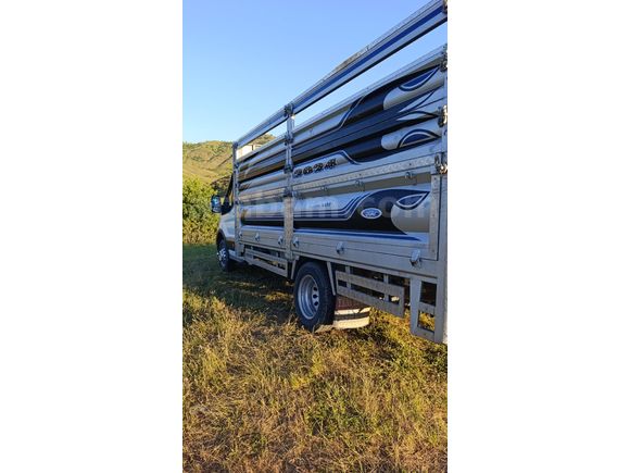 hatasız boyasız model 2023 km 122bin