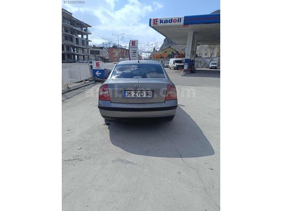 2004 model V.Wagen Passat 1.6 Benzin&Lpg Manuel