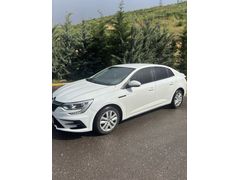 Sahibinden Renault Megane 1.3 TCe Joy 2021 Model  245.000 km Beyaz