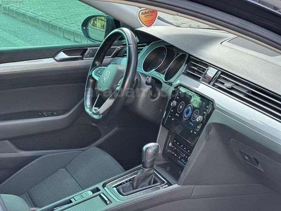 2020 VW PASSAT 1.6TDI BUSSİNES YENİ LOGO YENİ KLİMA 1 PARÇA BOYA