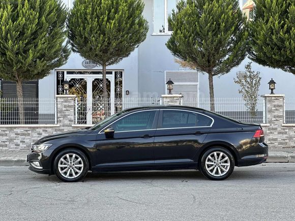 2020 VW PASSAT 1.6TDI BUSSİNES YENİ LOGO YENİ KLİMA 1 PARÇA BOYA