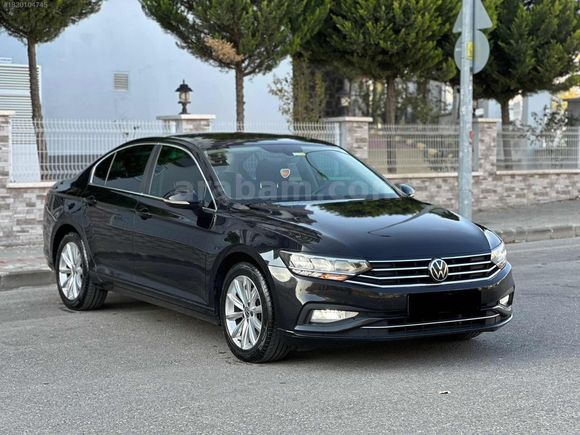 2020 VW PASSAT 1.6TDI BUSSİNES YENİ LOGO YENİ KLİMA 1 PARÇA BOYA