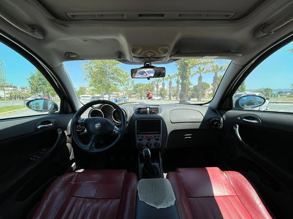 Masrafsız Binilecek Alfa Romeo 147 1.6 TS