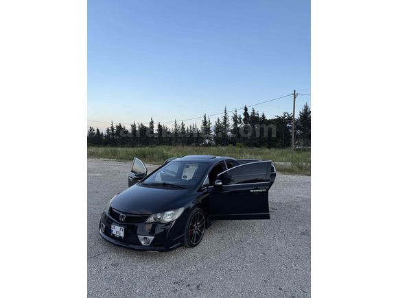 Sahibinden Honda Civic 1.6 Elegance 2010 Model  200.000 km Siyah