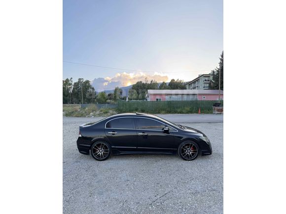 Sahibinden Honda Civic 1.6 Elegance 2010 Model  200.000 km Siyah