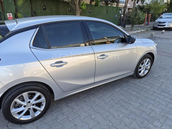 Galeriden Opel Corsa 1.2 T Elegance 2023 Otomatik Model İzmir