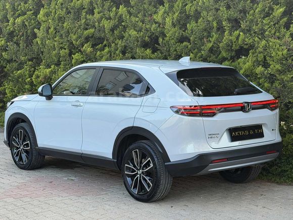 2024 Model BOYASIZ 6.500 Km'de CH-R Elegance