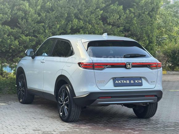 2024 Model BOYASIZ 6.500 Km'de CH-R Elegance