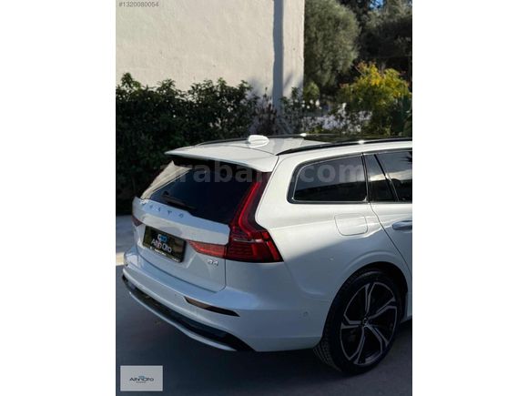 2025 VOLVO V60 2.0 B4 PLUS DARK HATASIZ+BOYASIZ+DEĞİŞENSİZ