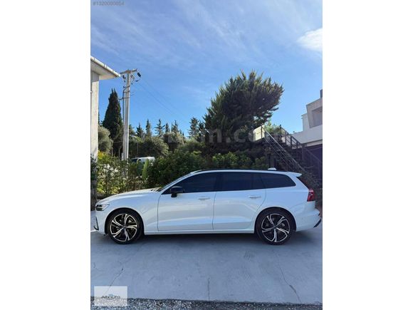 2025 VOLVO V60 2.0 B4 PLUS DARK HATASIZ+BOYASIZ+DEĞİŞENSİZ