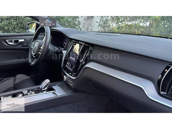 2025 VOLVO V60 2.0 B4 PLUS DARK HATASIZ+BOYASIZ+DEĞİŞENSİZ