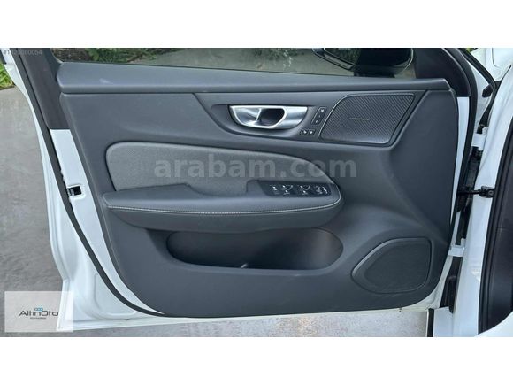 2025 VOLVO V60 2.0 B4 PLUS DARK HATASIZ+BOYASIZ+DEĞİŞENSİZ