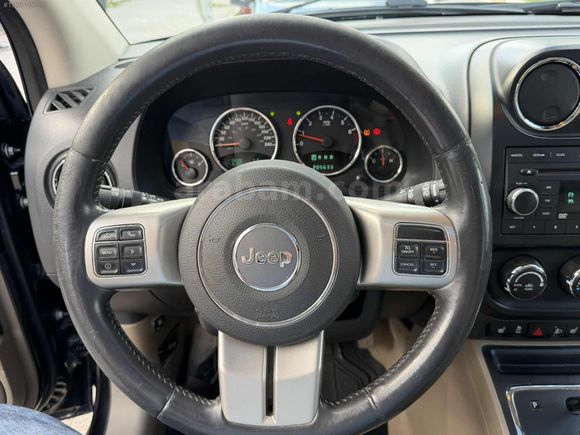 ÇAVDAROĞLU'DAN JEEP COMPASS 2.0LIMITED/HATASIZ/SUNROOF/LPG/TAKAS