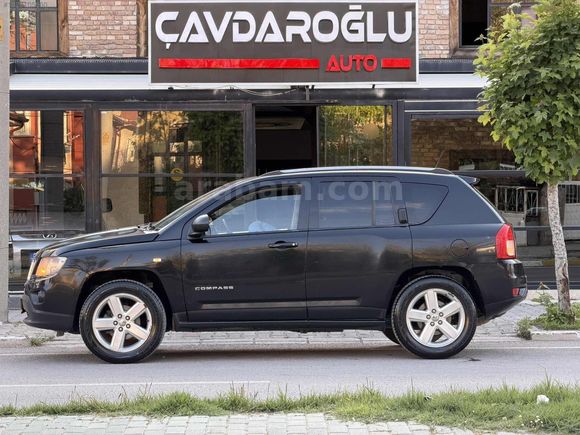 ÇAVDAROĞLU'DAN JEEP COMPASS 2.0LIMITED/HATASIZ/SUNROOF/LPG/TAKAS