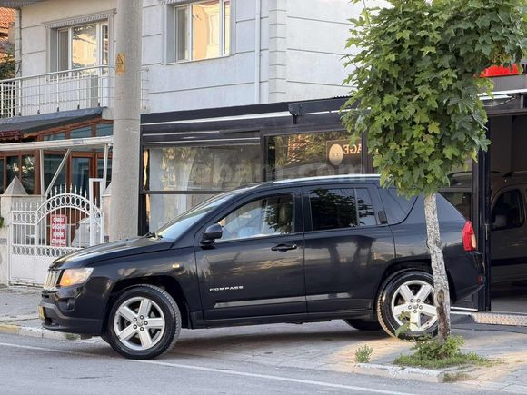 ÇAVDAROĞLU'DAN JEEP COMPASS 2.0LIMITED/HATASIZ/SUNROOF/LPG/TAKAS