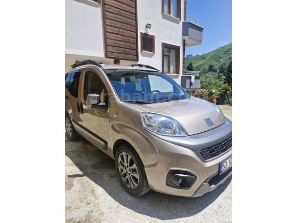 Sahibinden Fiat Fiorino Combi 1.3 Multijet Premio 2023 Model  53.000 km Gri