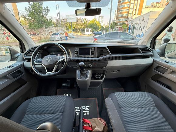 ilk Sahibinden  Aile Aacı Volkswagen Transporter 2.0 TDI Camlı Van 2024 Model 