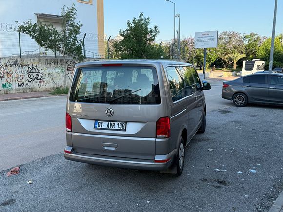 ilk Sahibinden  Aile Aacı Volkswagen Transporter 2.0 TDI Camlı Van 2024 Model 