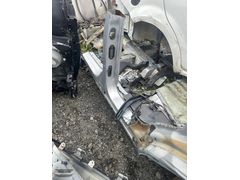 FORD COURİER SOL MARŞPİYEL KESME ORJİNAL ÇIKMA