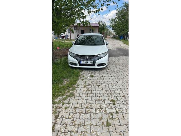 Sahibinden Honda Civic 1.6 Sport 2013 Model 