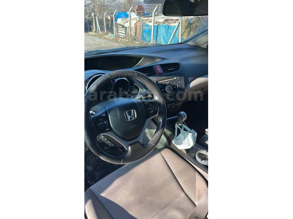 Sahibinden Honda Civic 1.6 Sport 2013 Model 