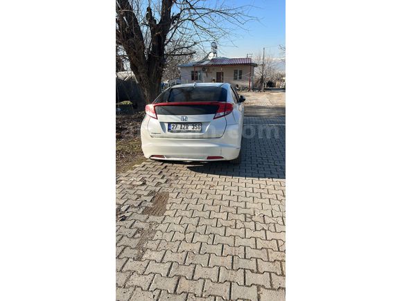 Sahibinden Honda Civic 1.6 Sport 2013 Model 