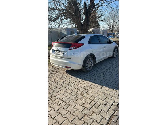 Sahibinden Honda Civic 1.6 Sport 2013 Model 