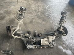 VOLKSWAGEN GOLF 7 AKİS ORJİNAL ÇIKMA