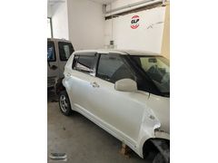 SUZUKİ SWİFT KESME DİREKLİ TAVAN ORJİNAL ÇIKMA
